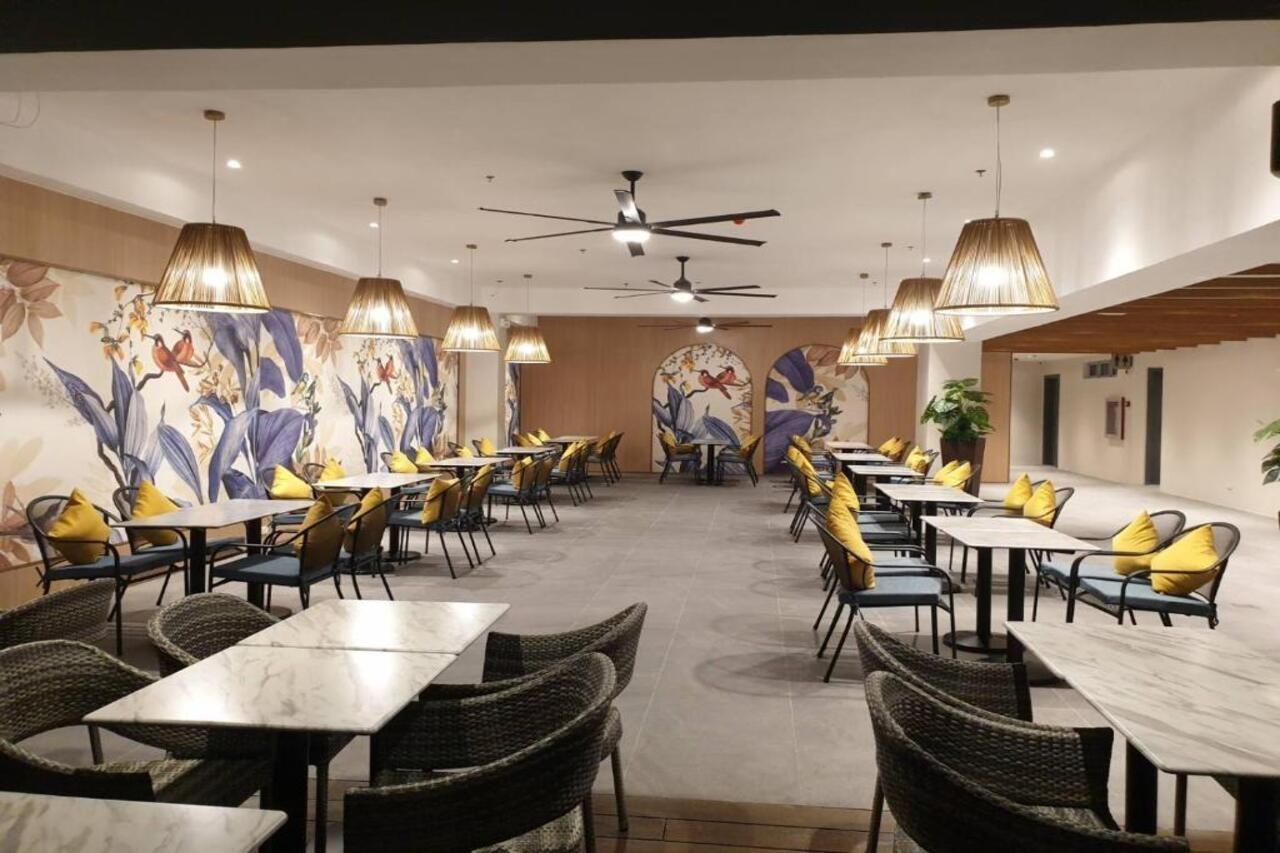 Bayfront Hotel Cebu Capitol Site Екстериор снимка